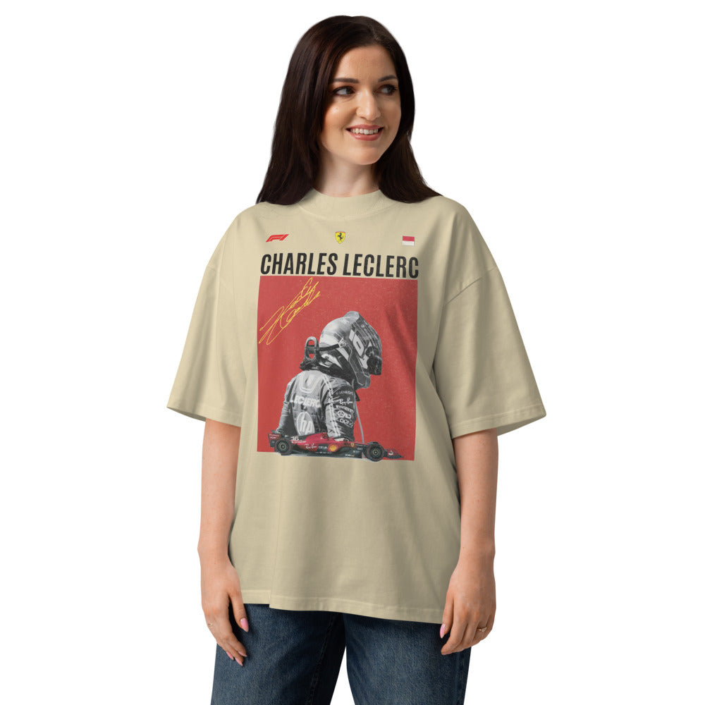 Oversize Charles Leclerc Champion - Modelo femenina