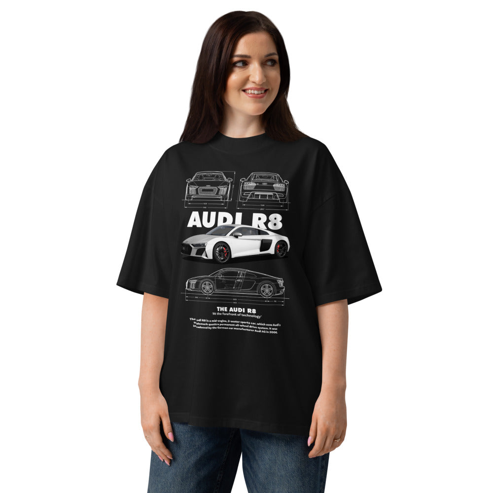 Oversize Audi R8 - Modelo femenina