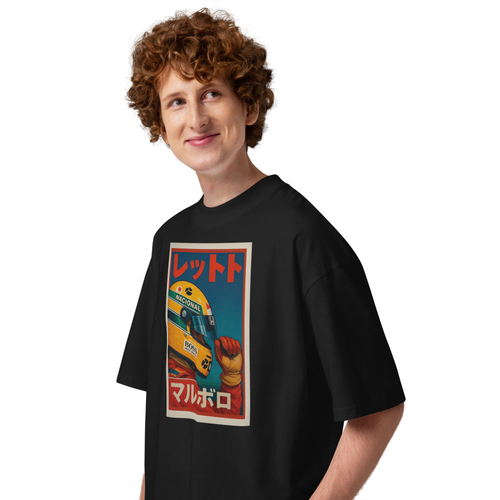 Oversize Senna In Japan - Modelo masculino lateral