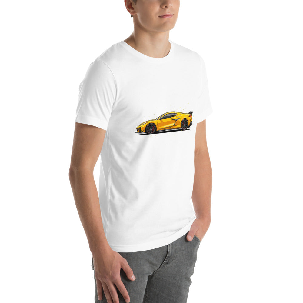 Playera Corvette C8 Yellow Red Calipers - Modelo masculino lateral