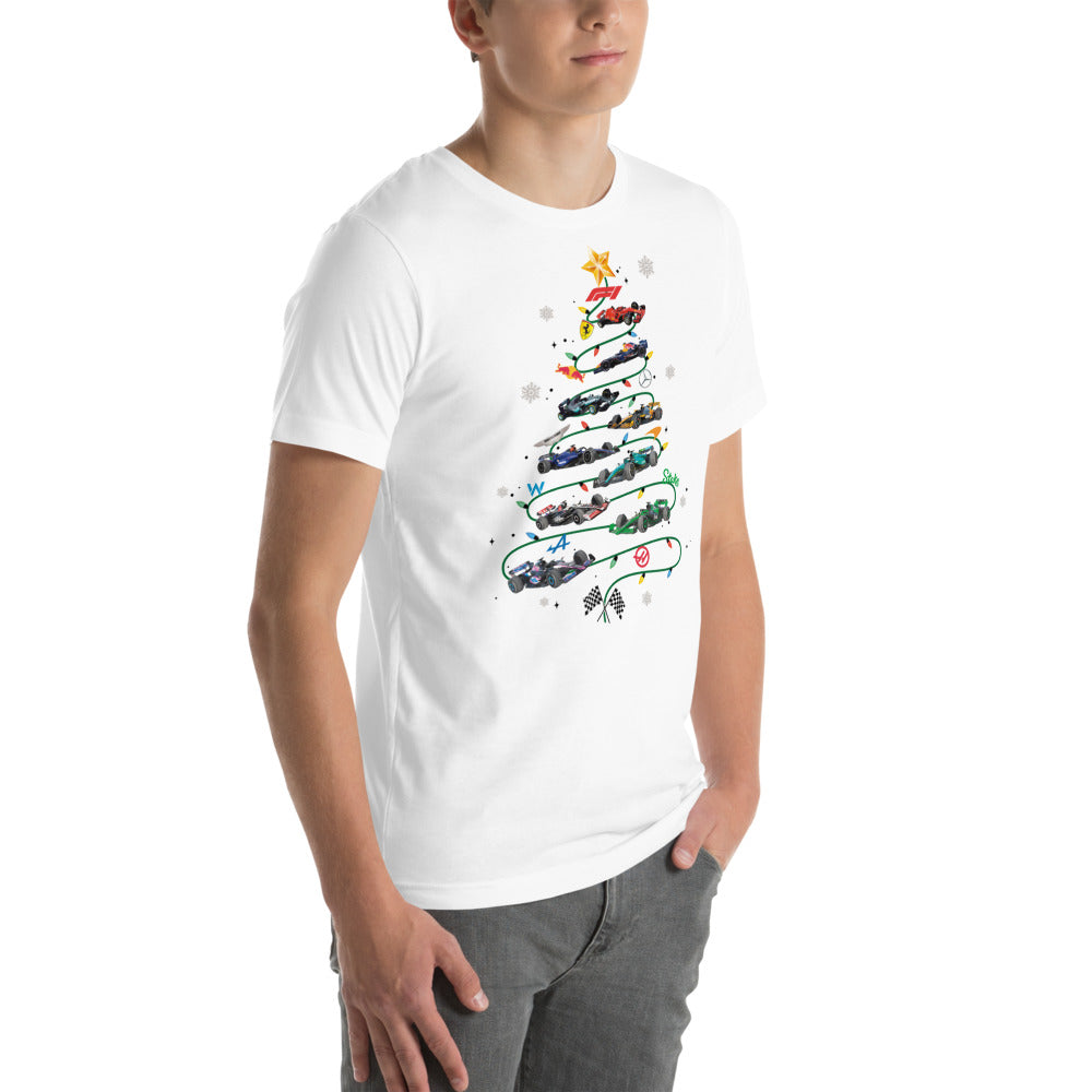 Playera Navidad en Pole Position - Modelo masculino lateral