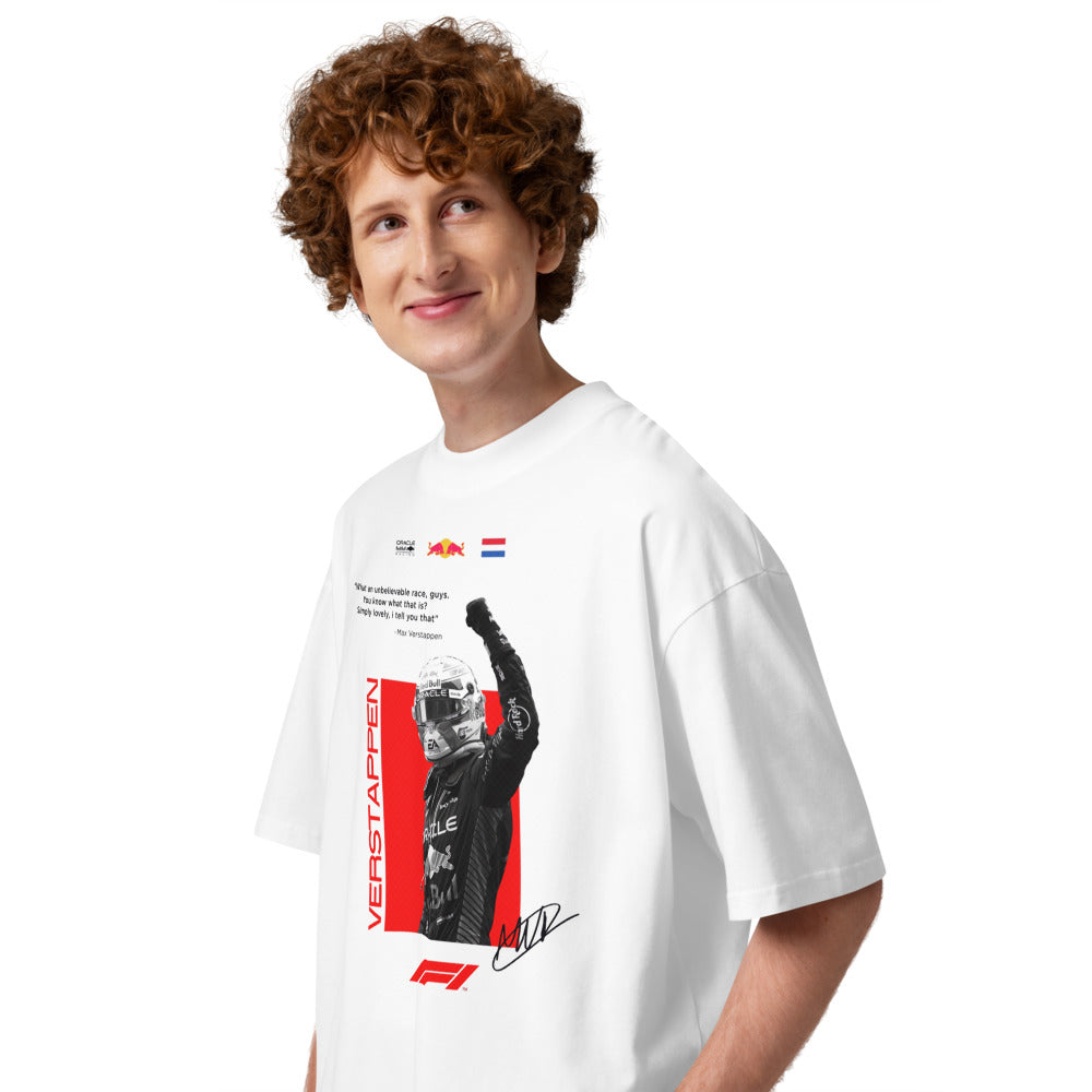 Modelo masculino lateral
